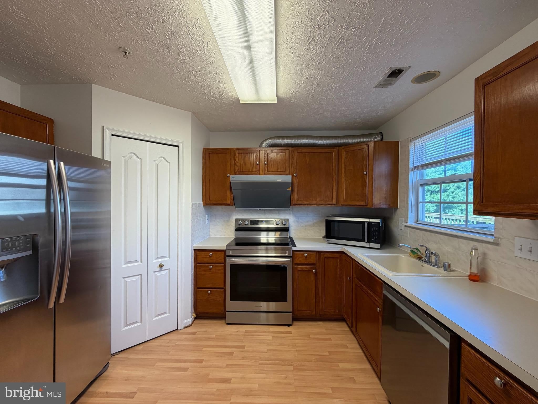 3335 HOLLOW Court – photo 3