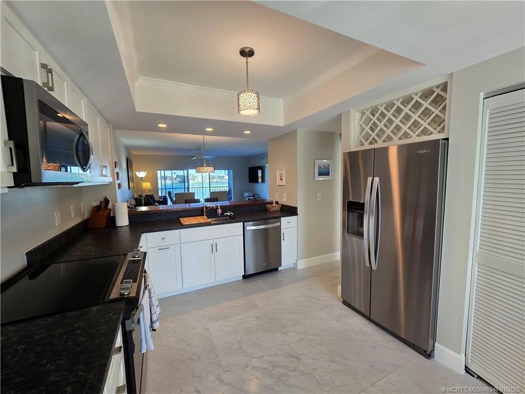 185 NE Edgewater Drive – photo 4