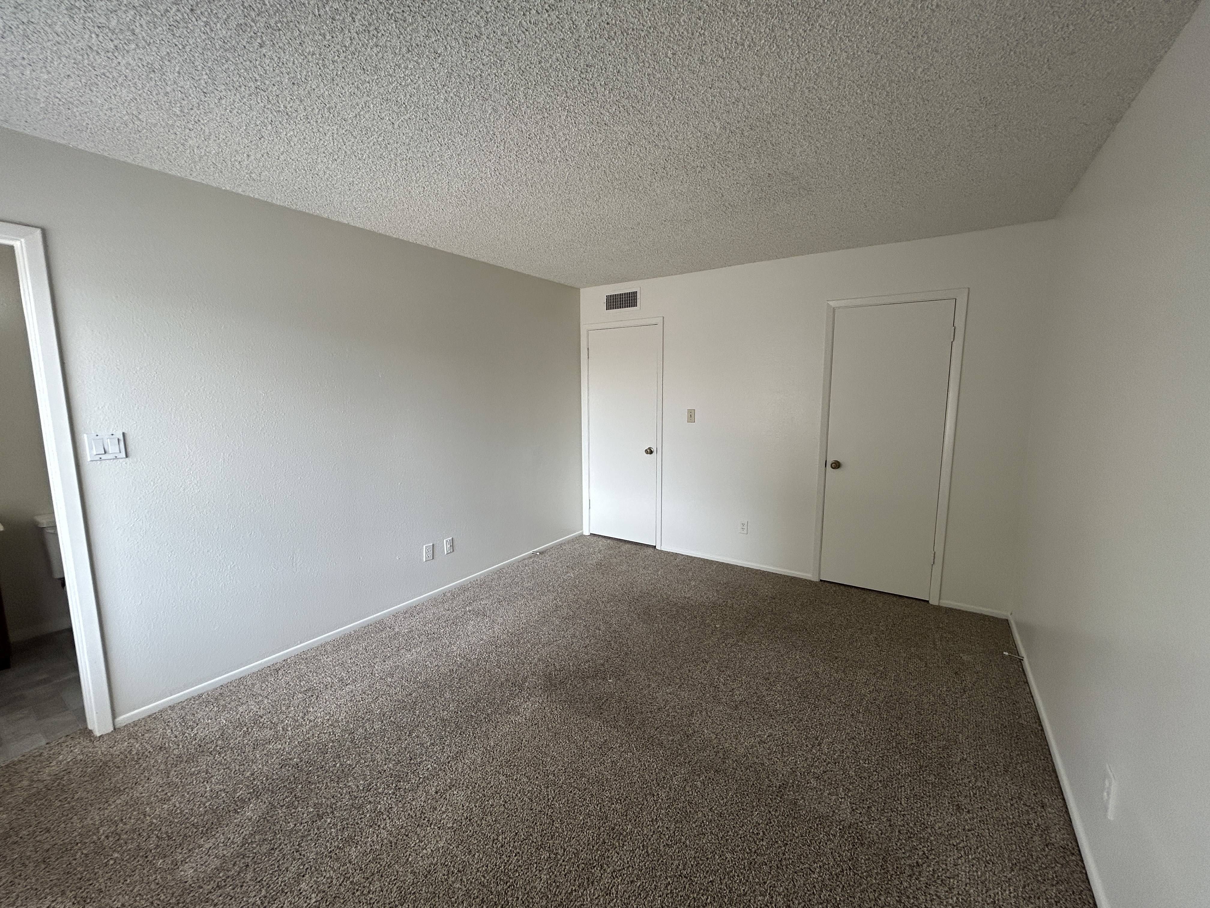 2060 W Peralta Ave – photo 1