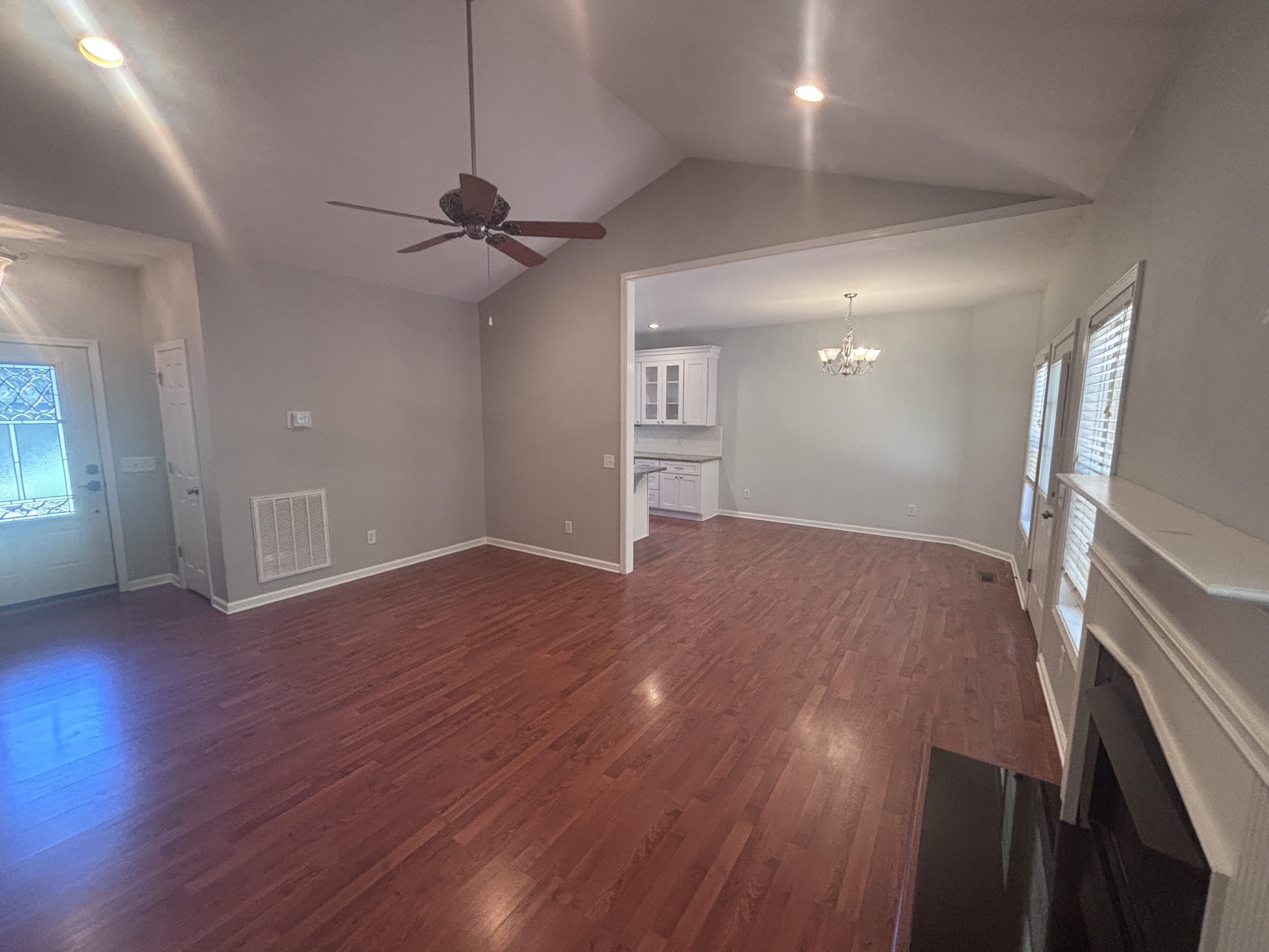 100 Kingswood – photo 3