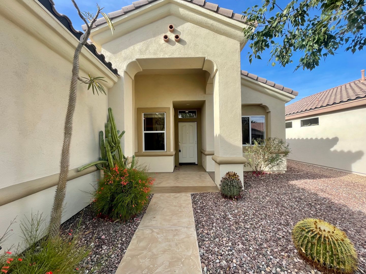 Available Now 2 Bedroom 2 Bathroom Home In 55 Sun City Community In Palm Desert – photo 3