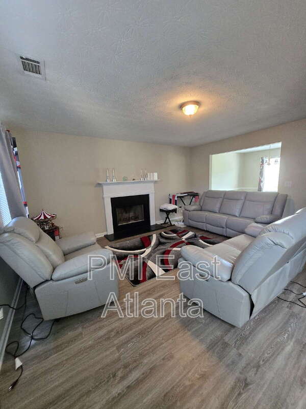 70 Desota Drive – photo 3