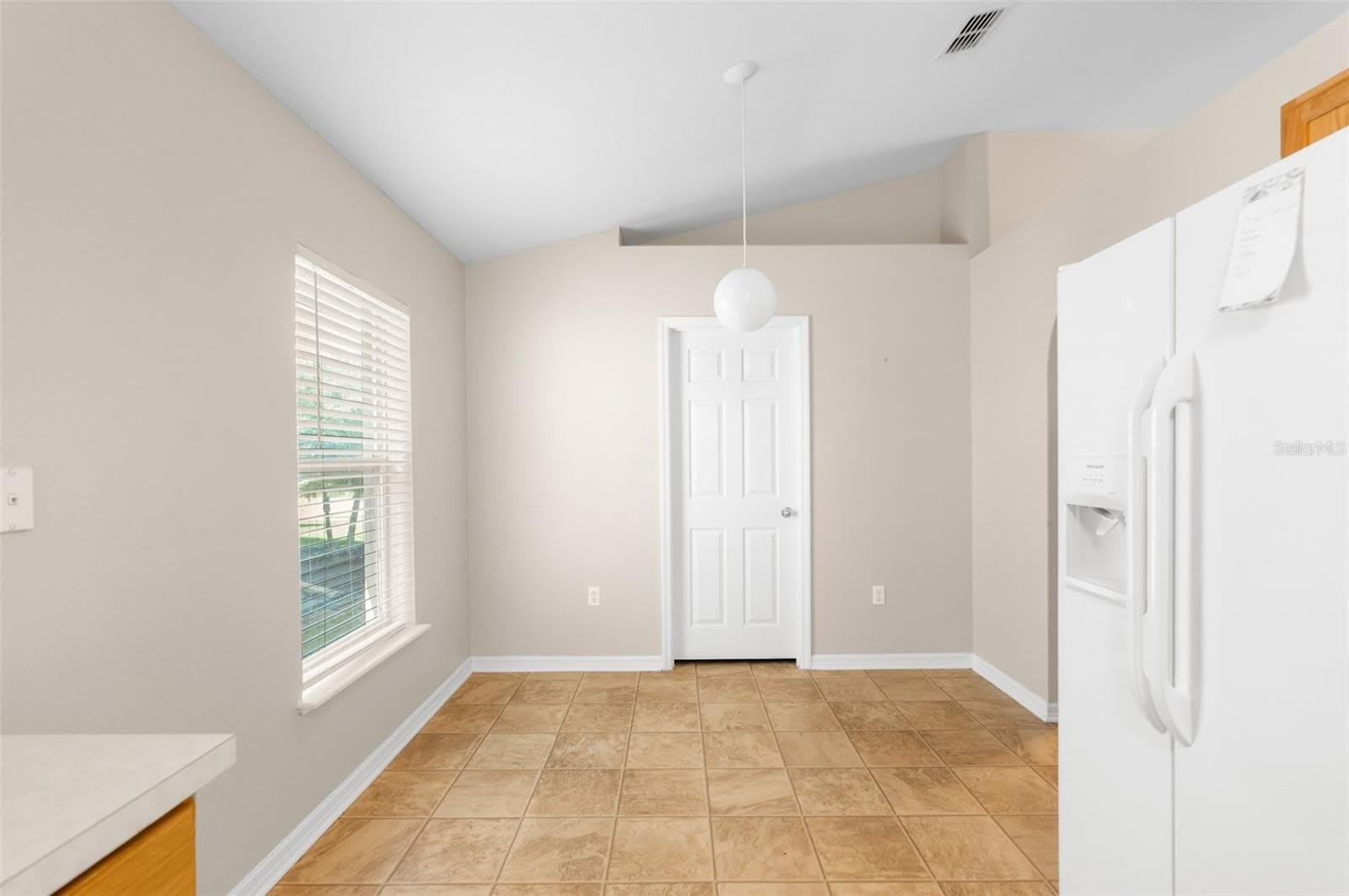 3220 BELLERICAY Lane – photo 5