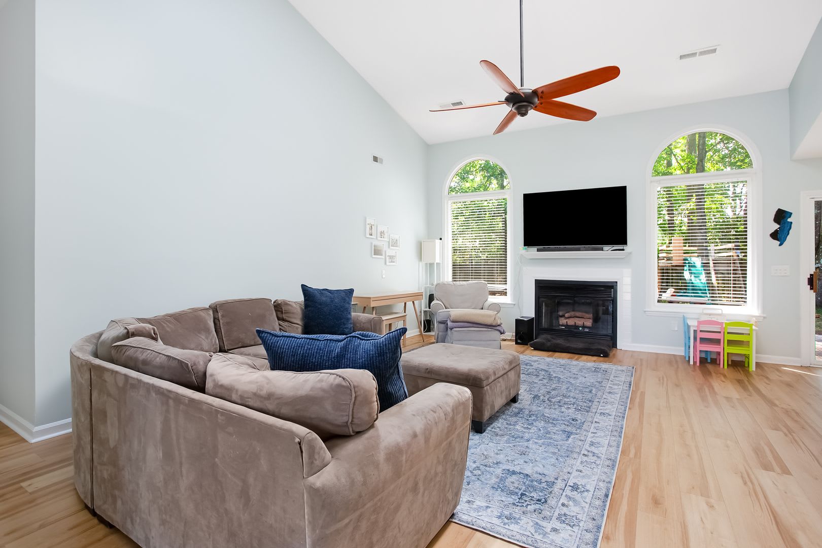 FURNISHED Coastal Retreat Near Wrightsville Beach in Desirable Masonboro Neighborhood – photo 4