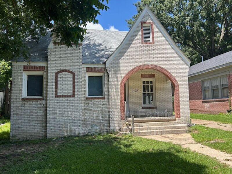 142 E Jordan Street – photo 1