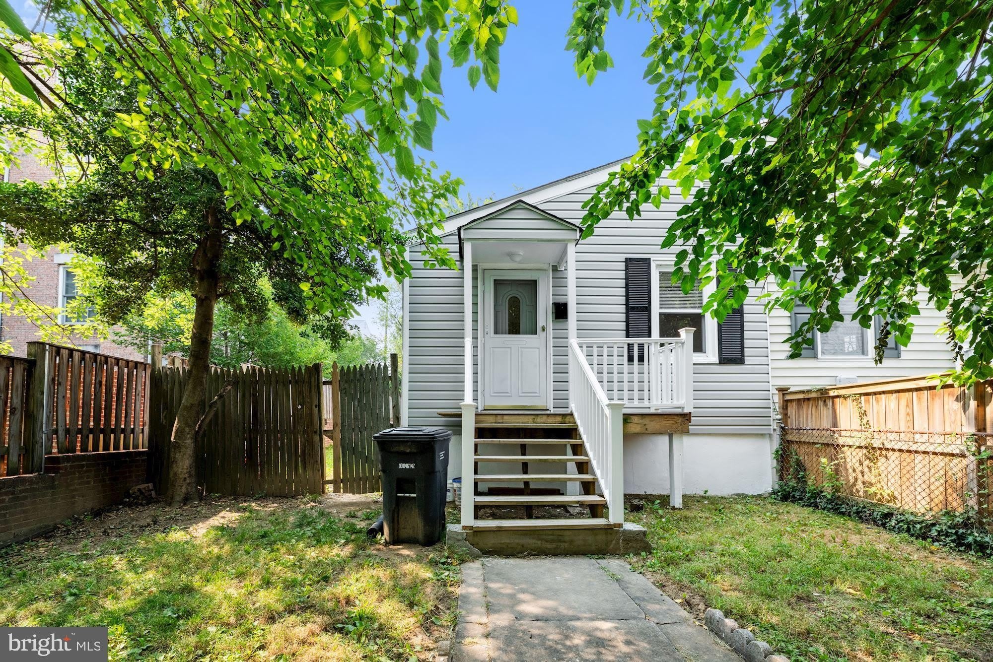 109 E Reed Avenue – photo 5