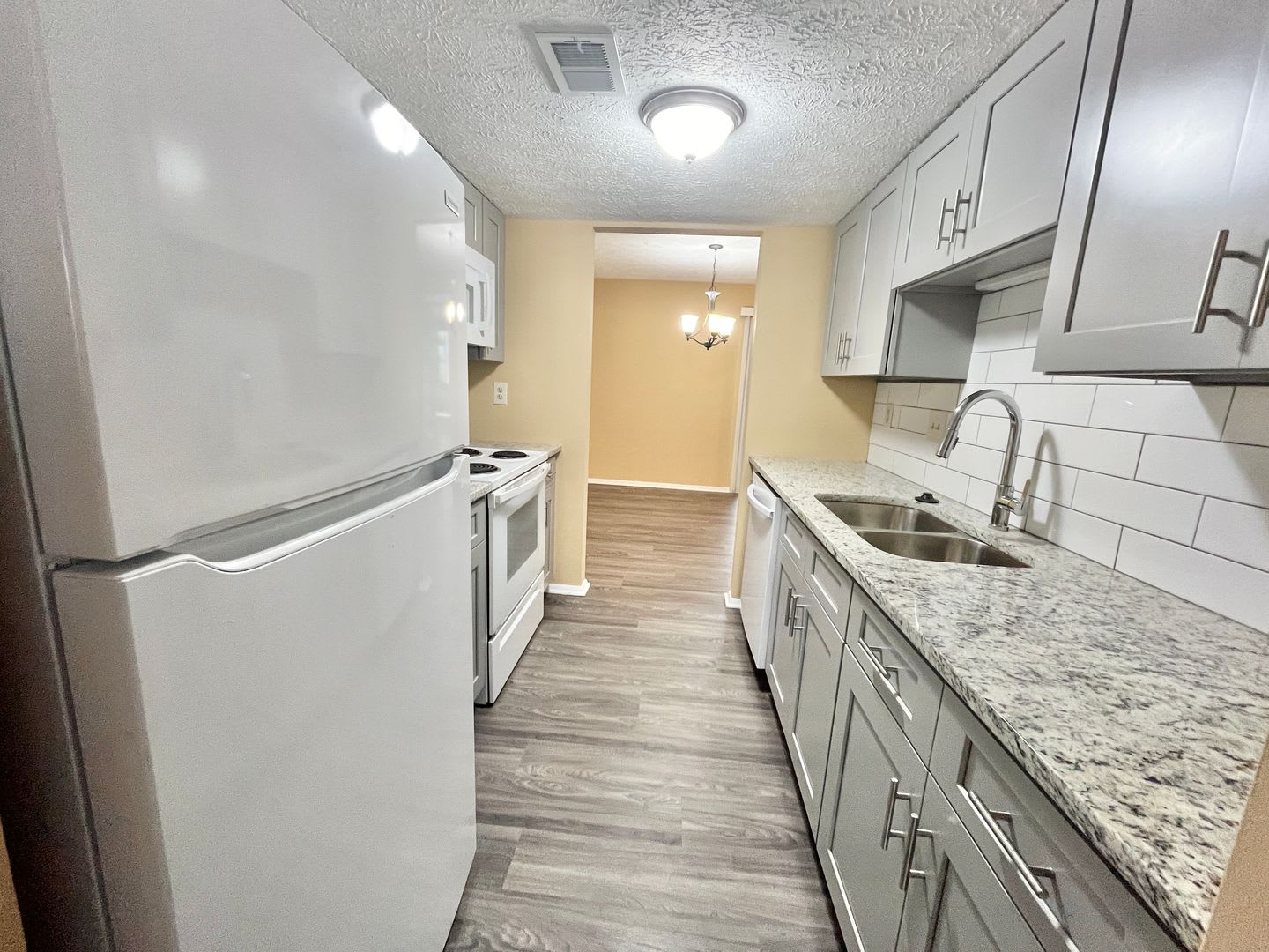 6418 Meadow Rue Drive – photo 4