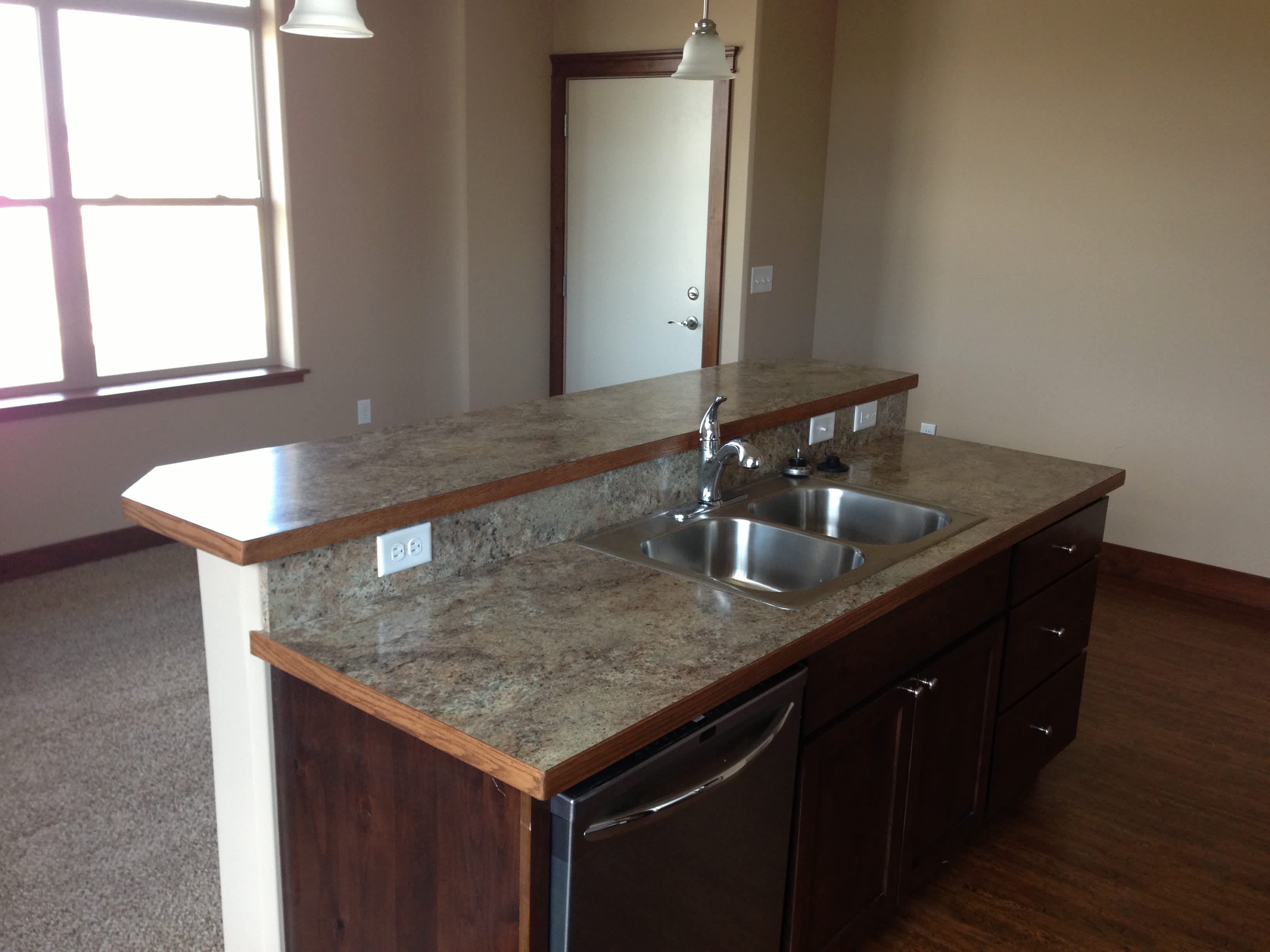 2882 Overlook Blvd – photo 4