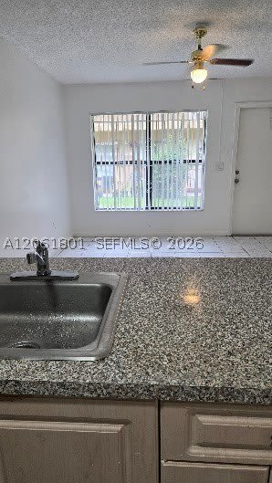 6730 W 26 Ct – photo 5