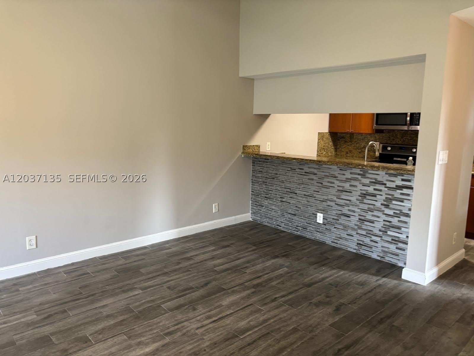 11585 NW 43rd St – photo 3