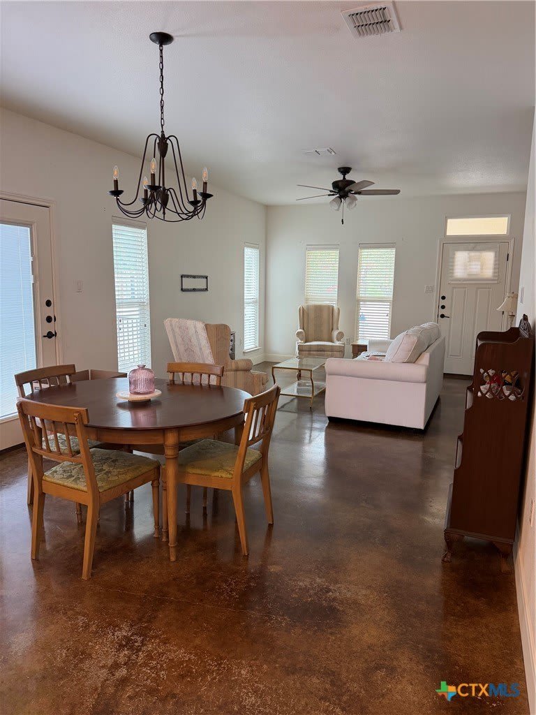 1366 Hanz Drive – photo 4