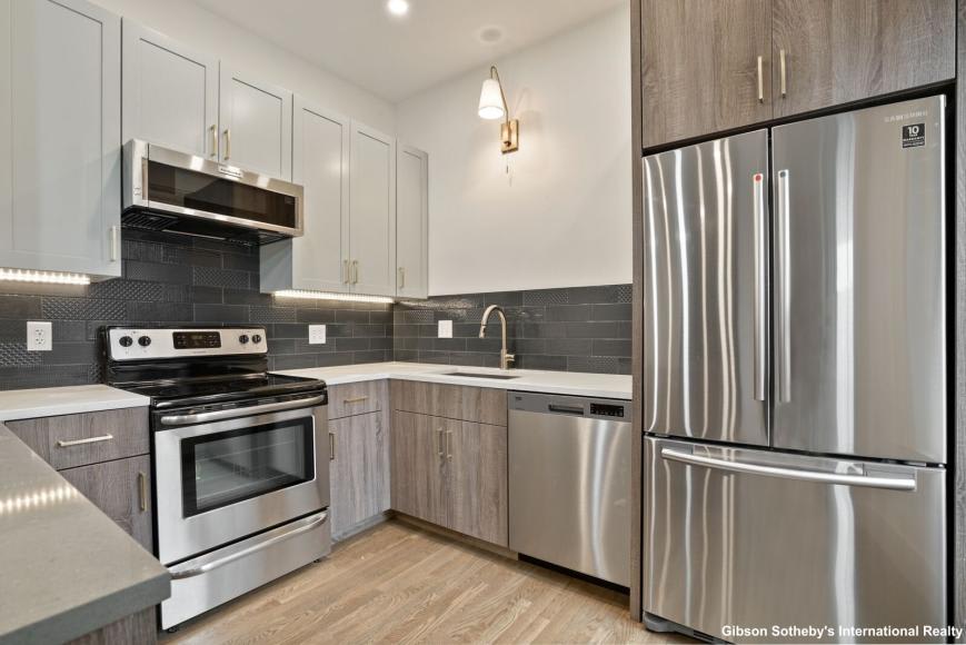 512 Massachusetts Ave. – photo 3