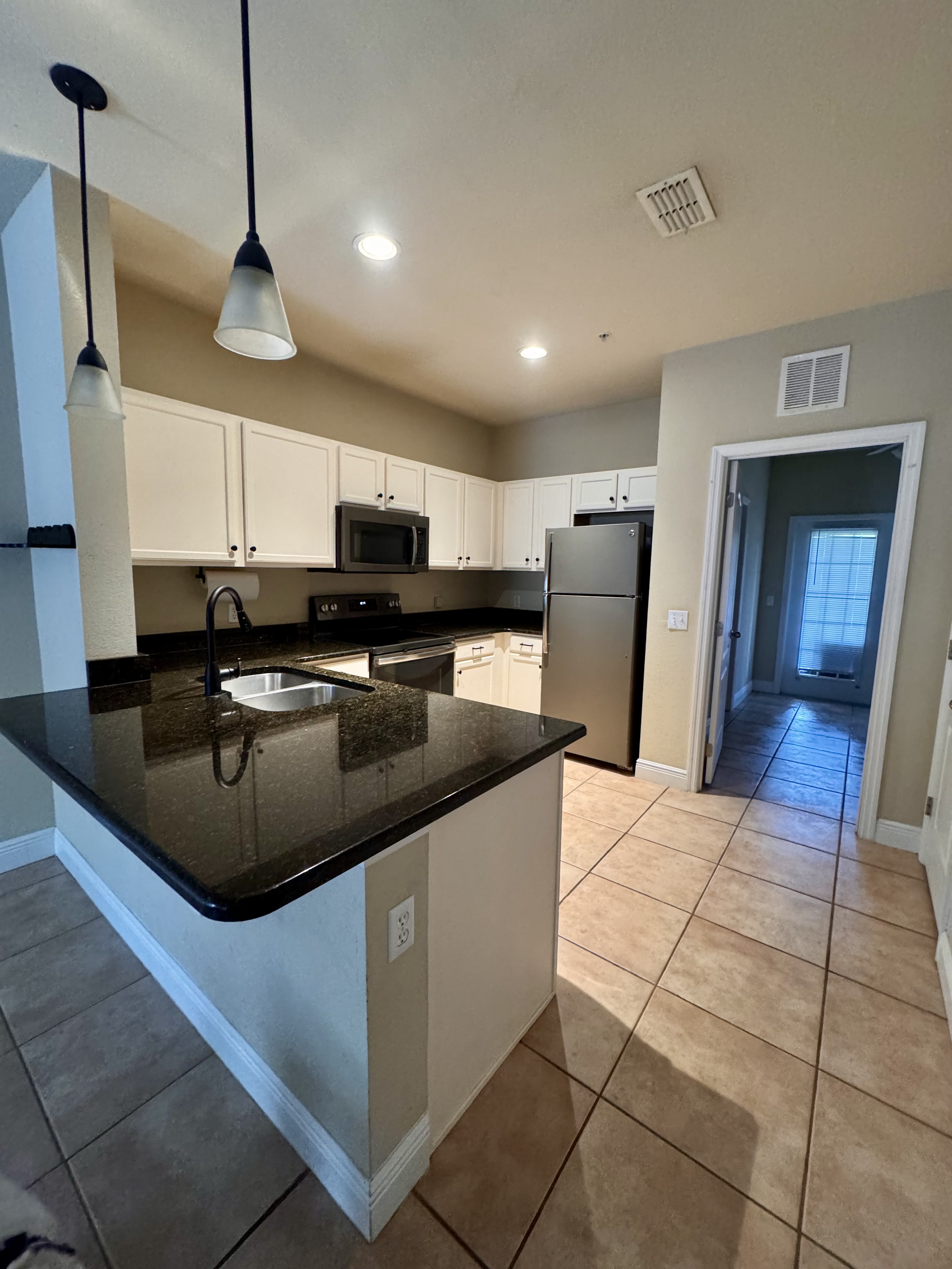 2938 Southwest 35Th Place – photo 4
