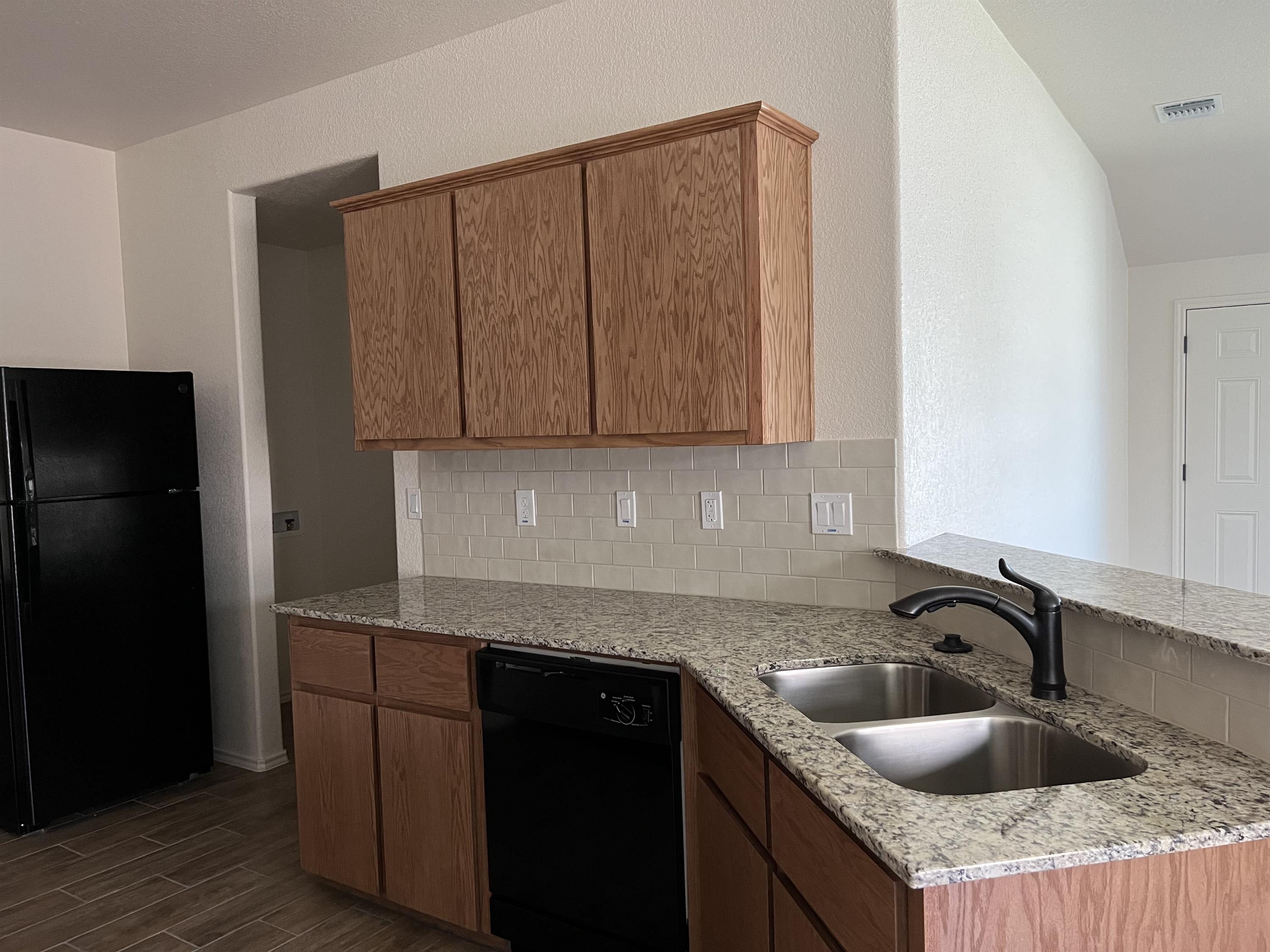 2420 Alterman Drive A – photo 5