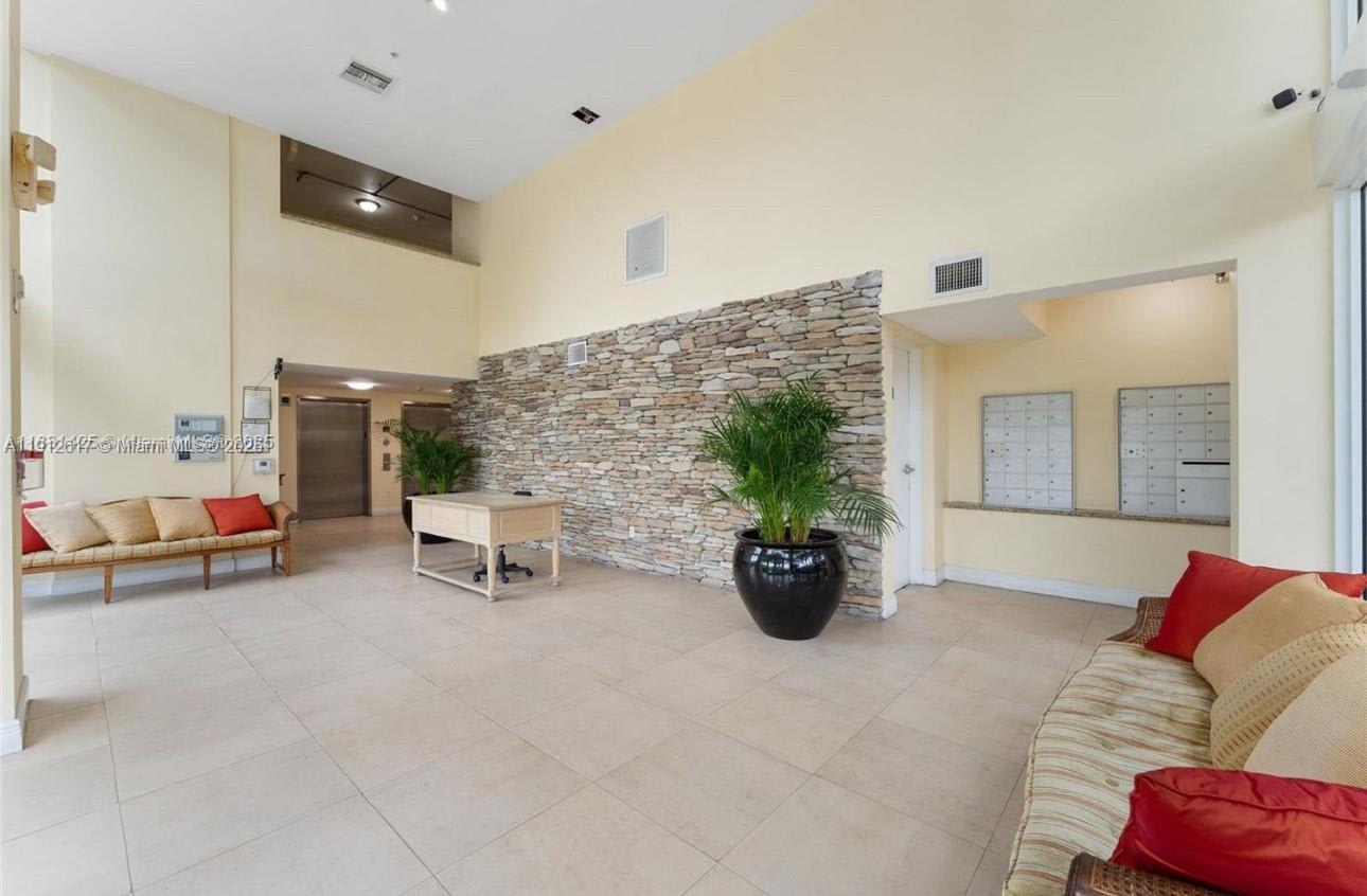 1350 Northwest 8th Court – photo 2