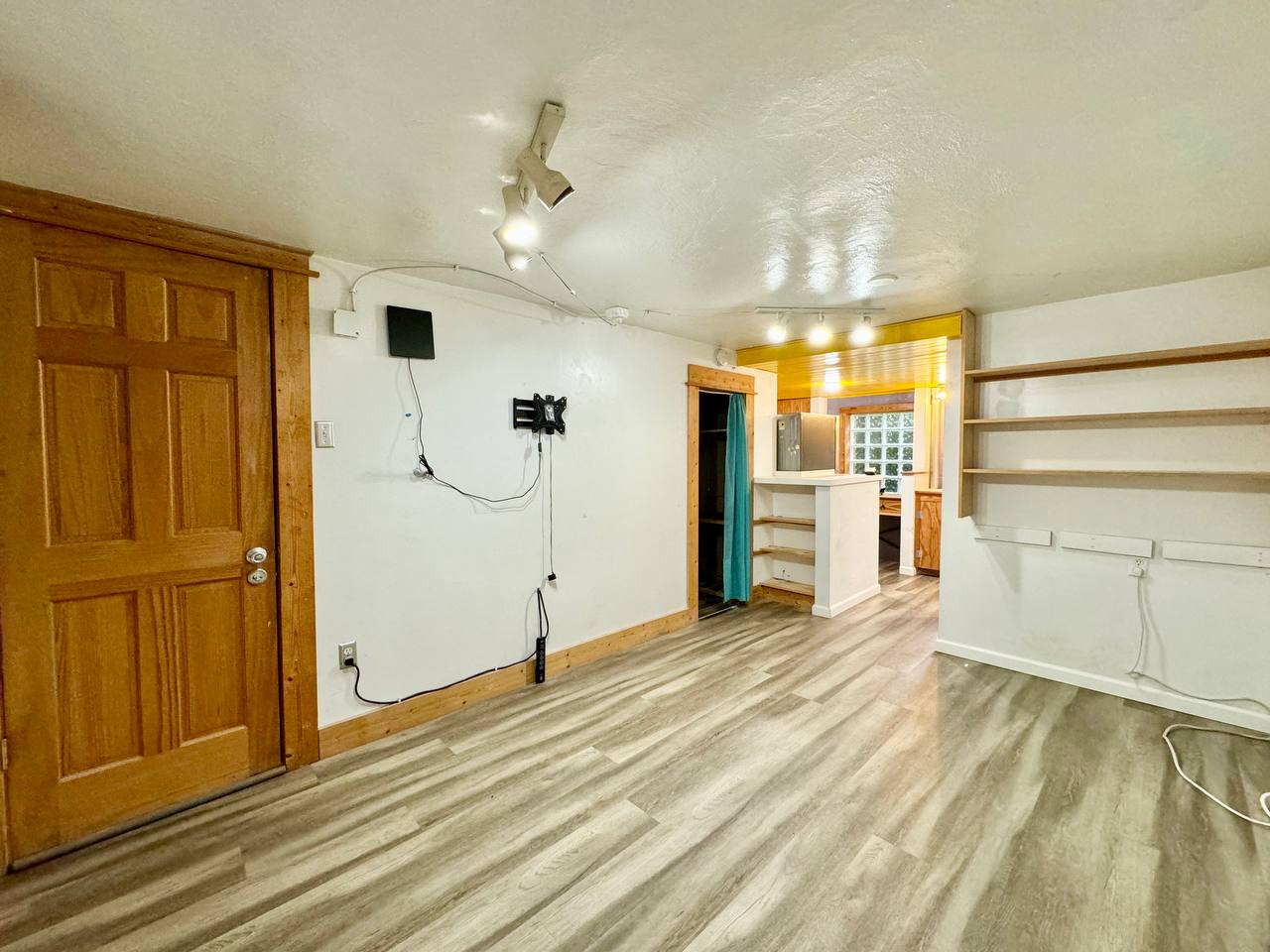 6601 1/2 N Navin Ave Unit A – photo 4