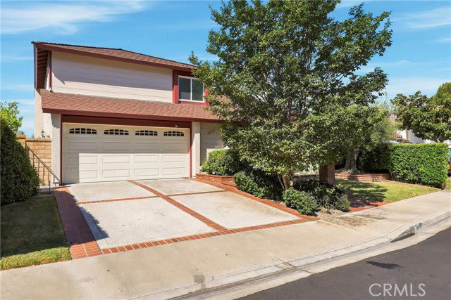 28181 Josefina – photo 1