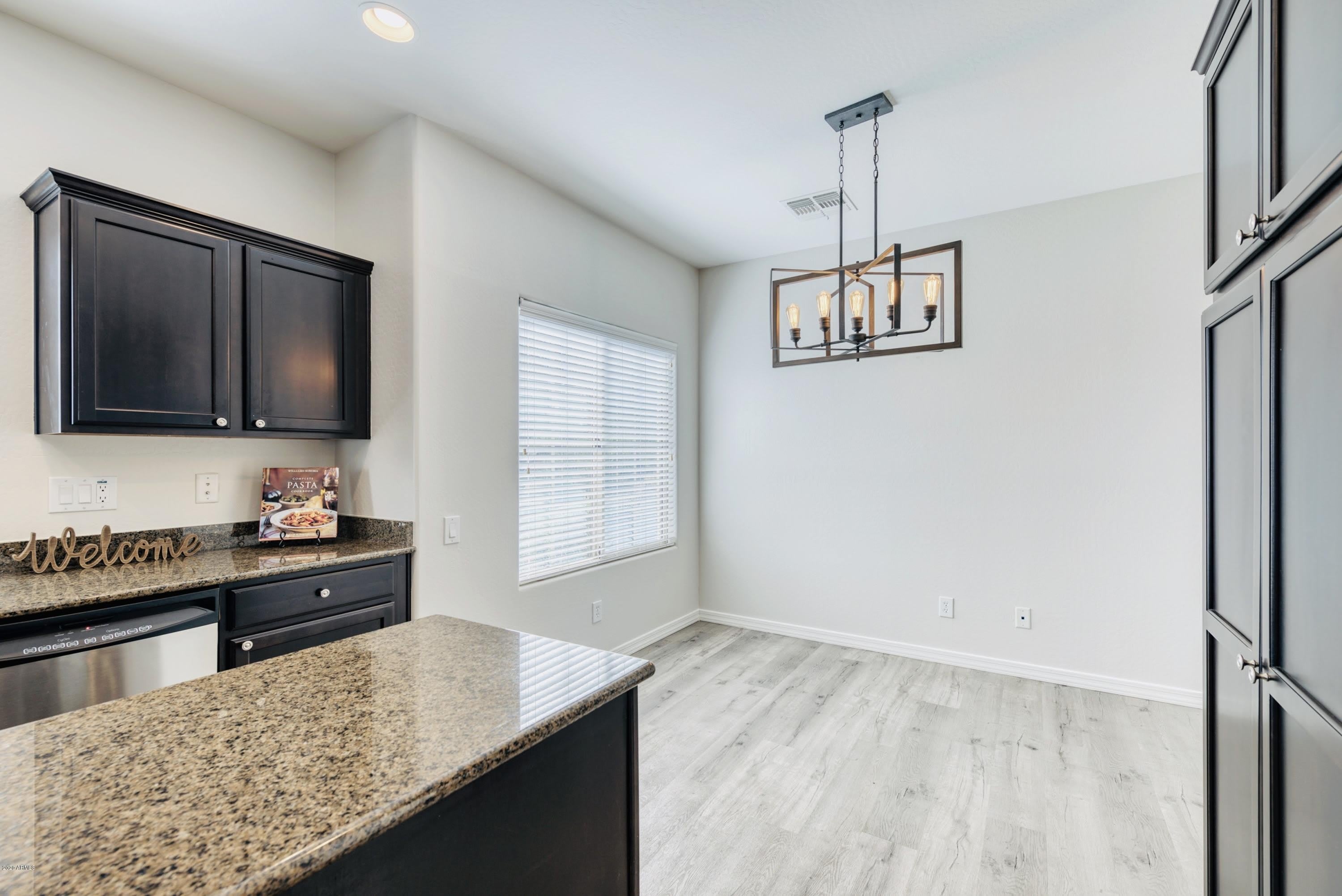 21130 N 36TH Place – photo 5