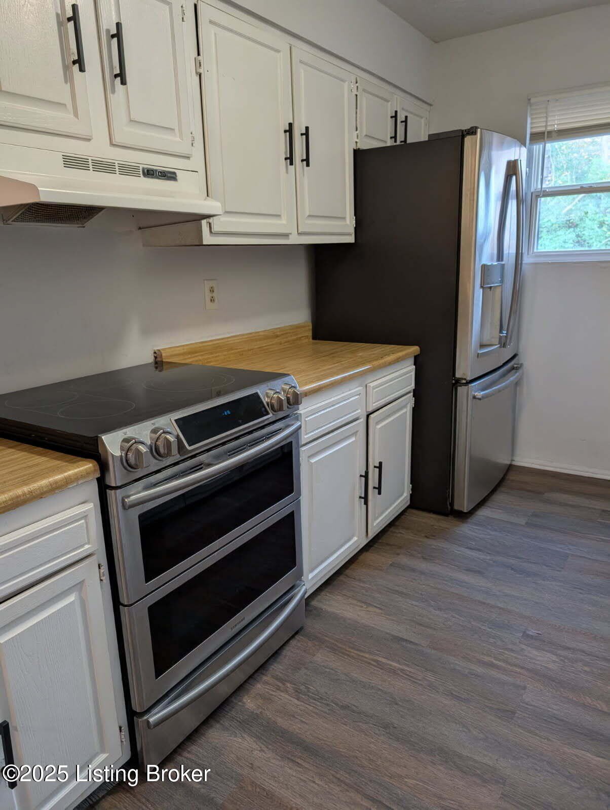 3224 Springfield Dr – photo 2