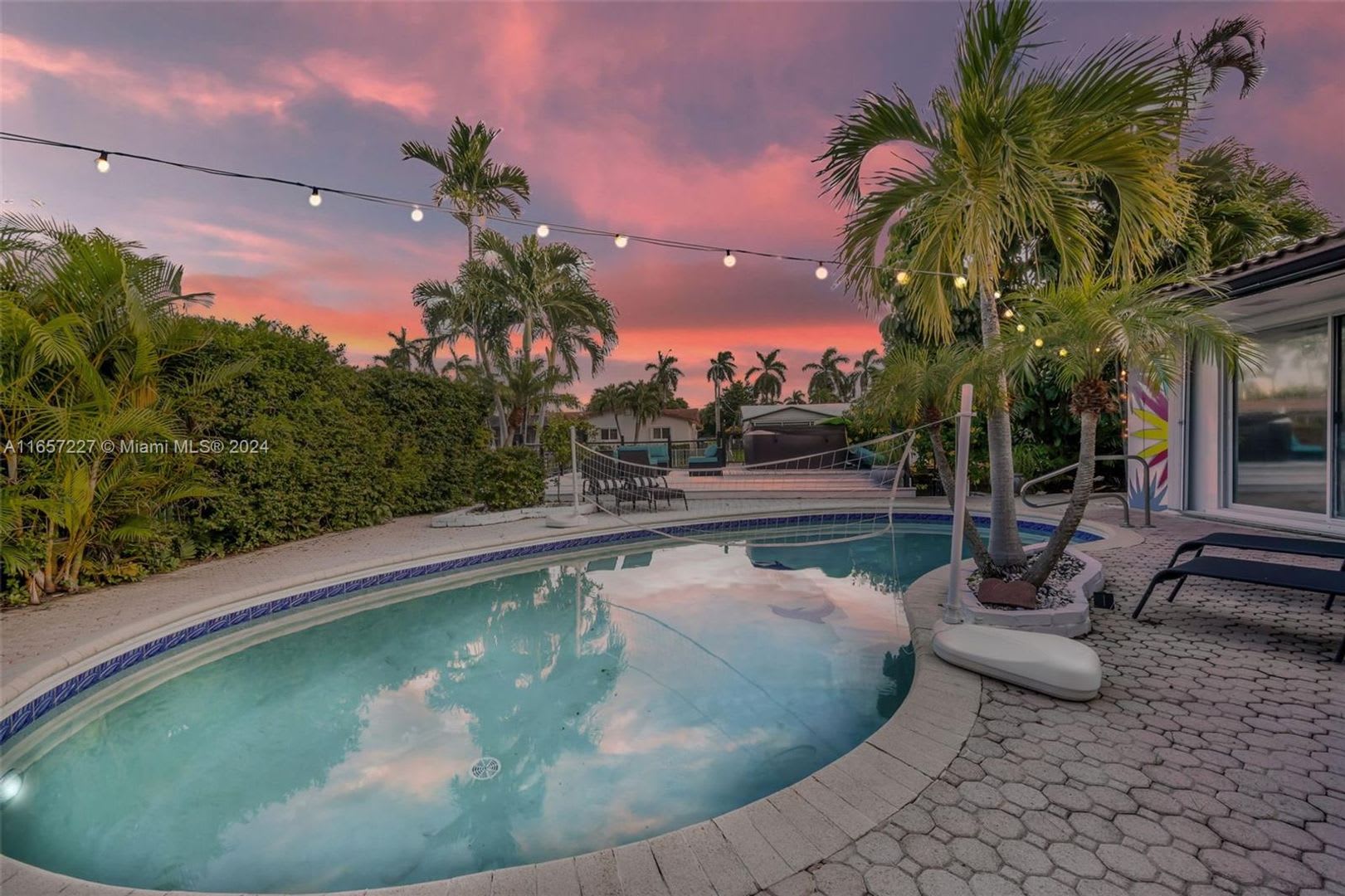 5830 NE 14th Road, Fort Lauderdale, FL 33334 – photo 1