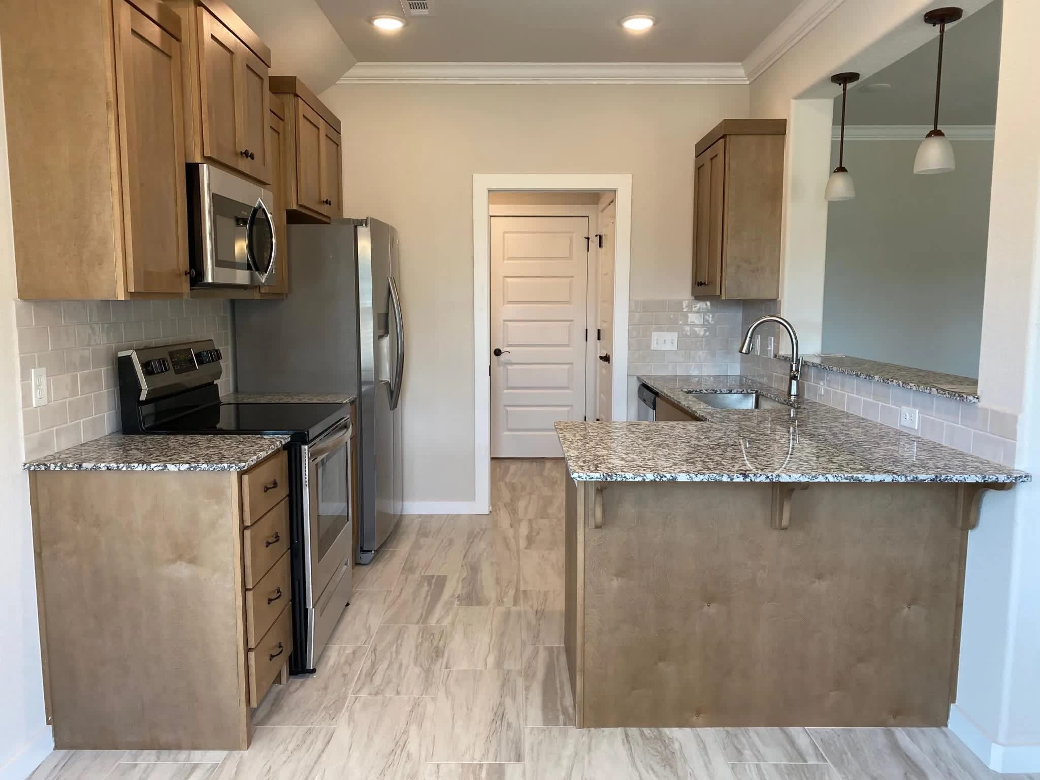 727 Quartzite Avenue – photo 4