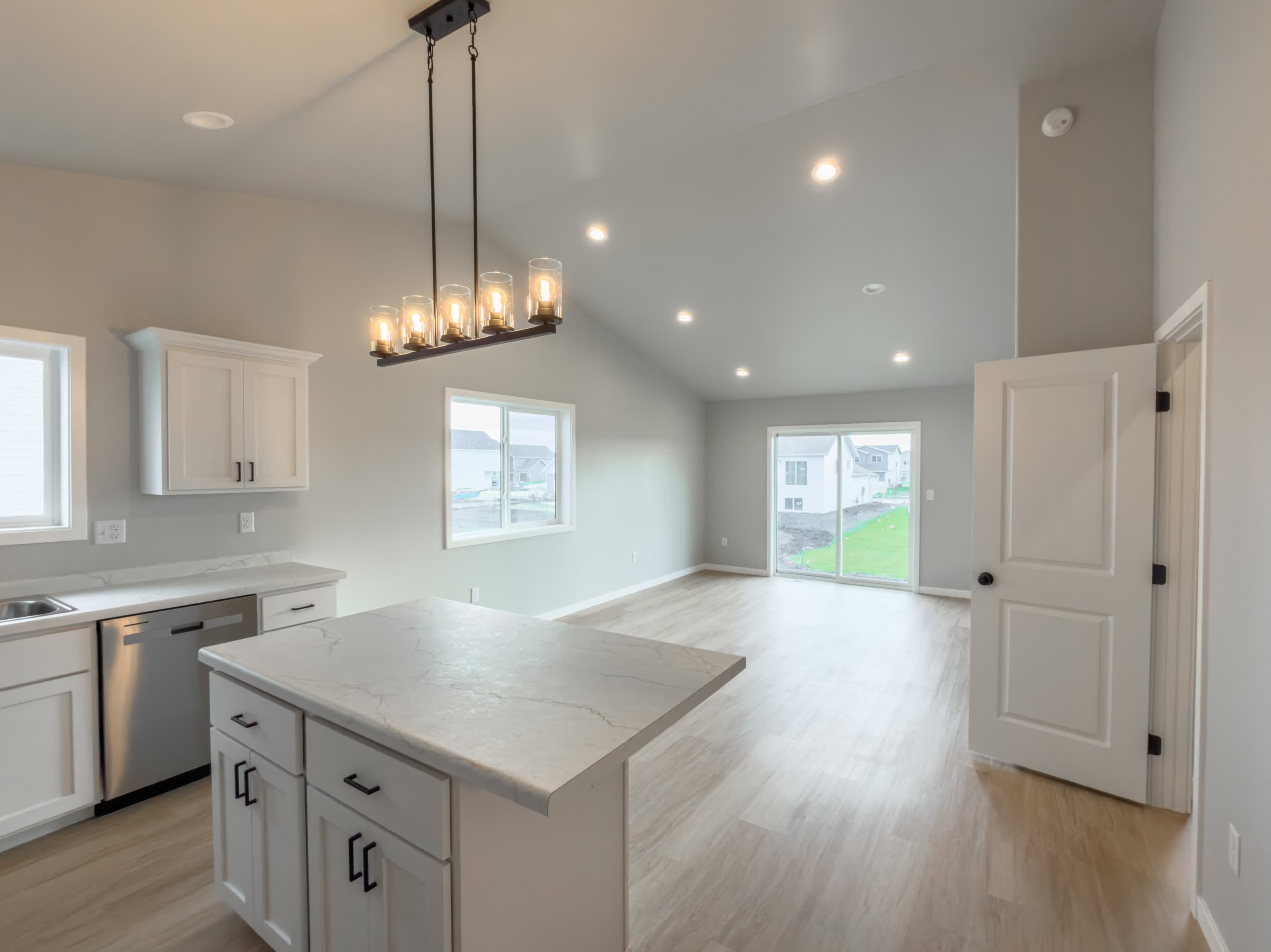3719 33rd Street S – photo 1