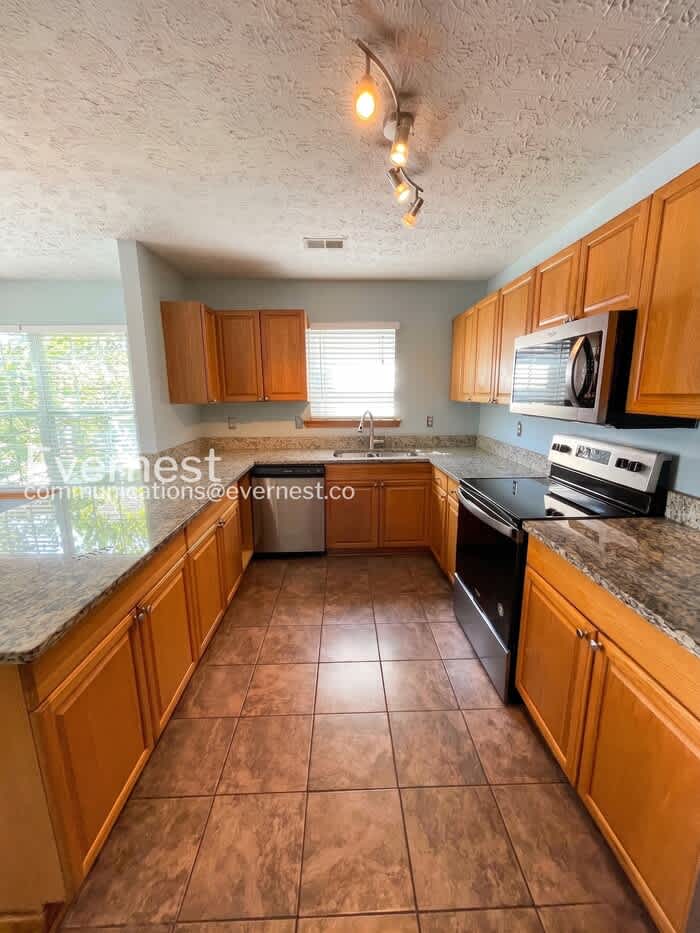1731 4Th Avenue North – photo 5
