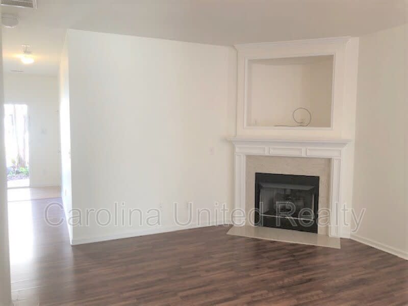 1307 Smokey Quartz Ln – photo 4