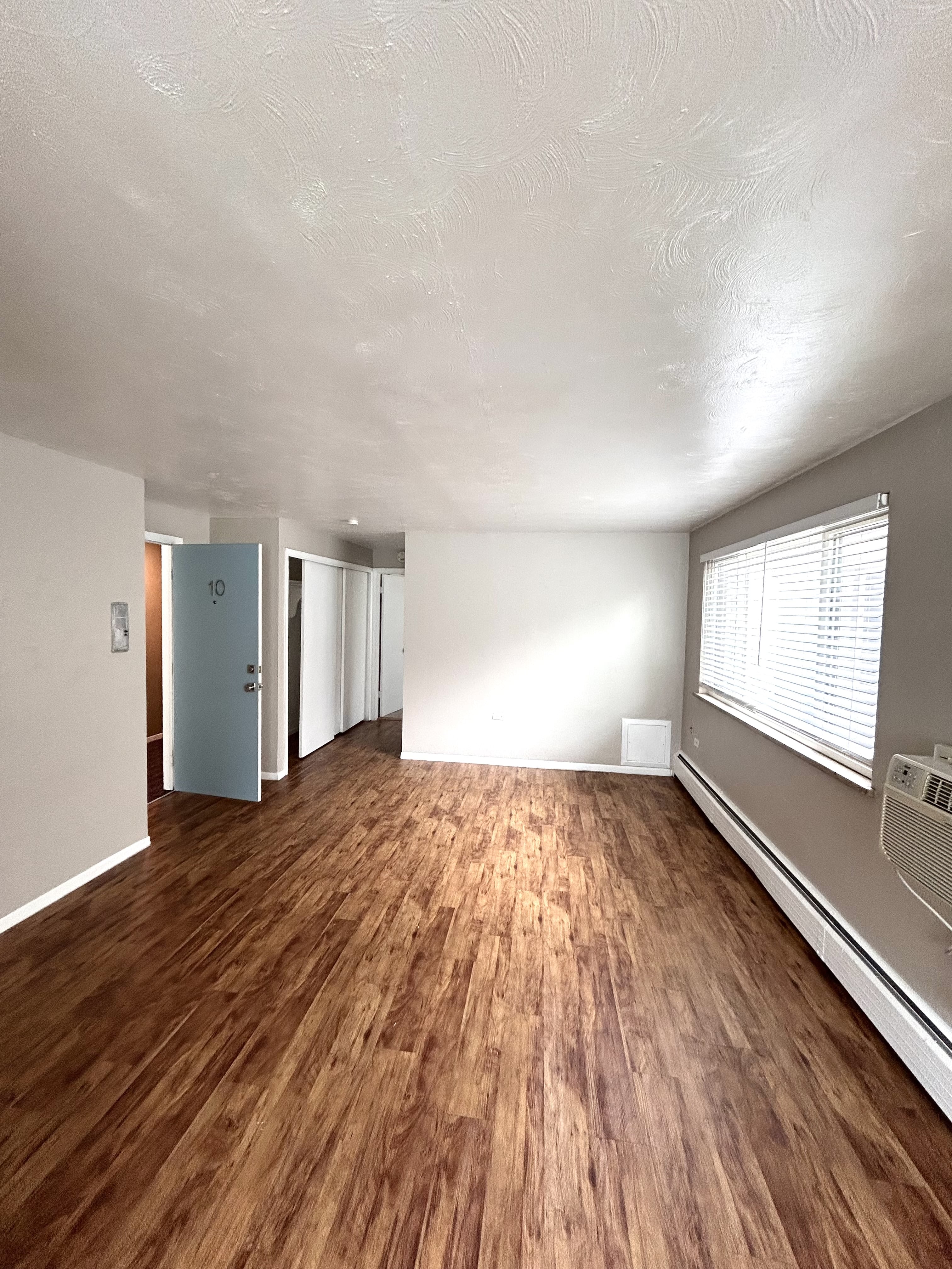 1355 Ogden – photo 3