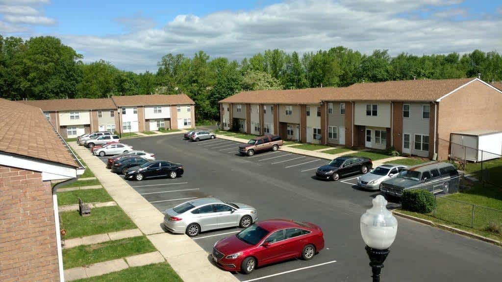 Holly Circle Townhouses – photo 5