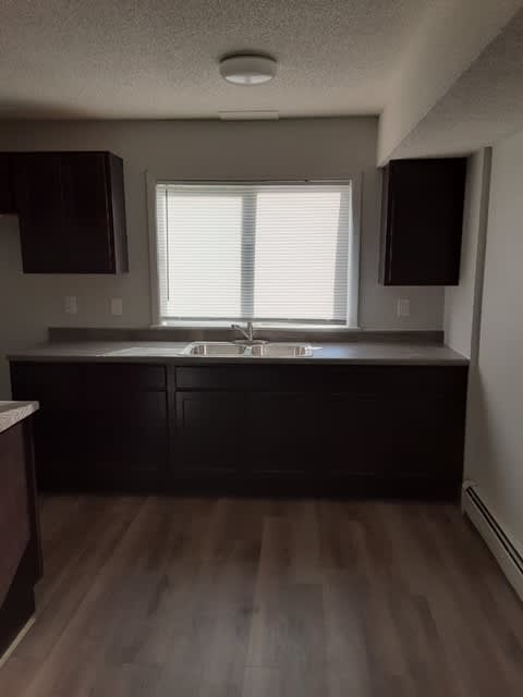 1804 East Summit Street – photo 2