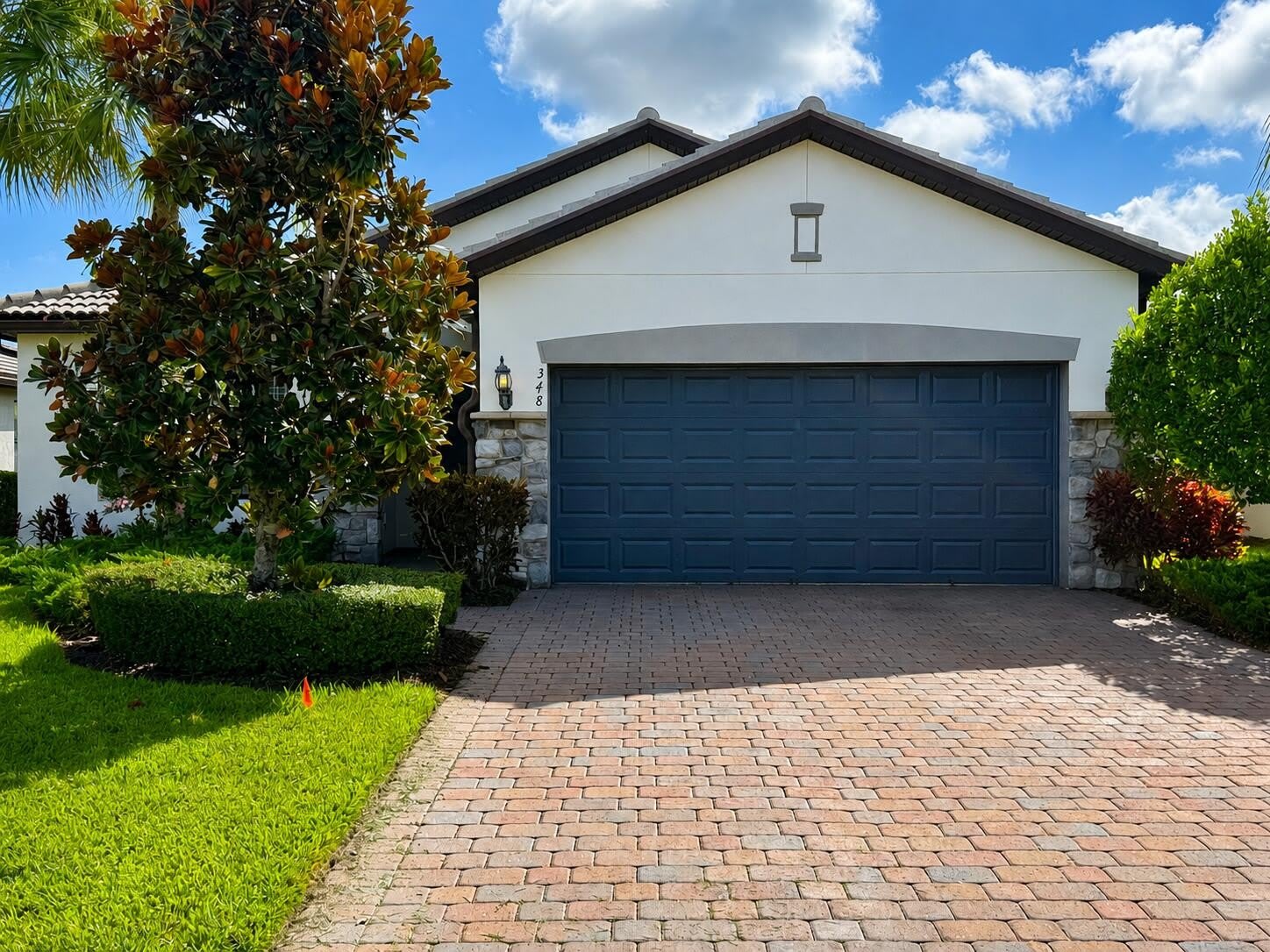 348 SE COURANCES Drive – photo 5