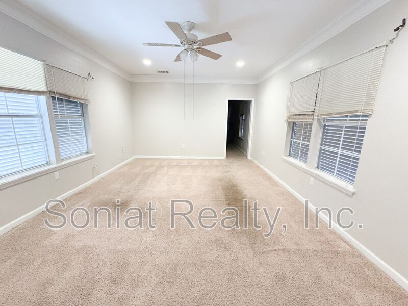 3320 N Prieur Street – photo 2