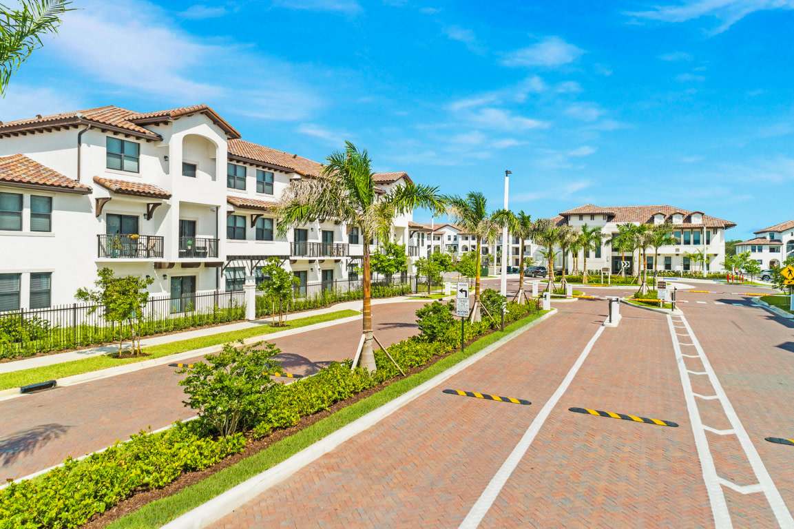 Legacy Las Palmas – photo 4