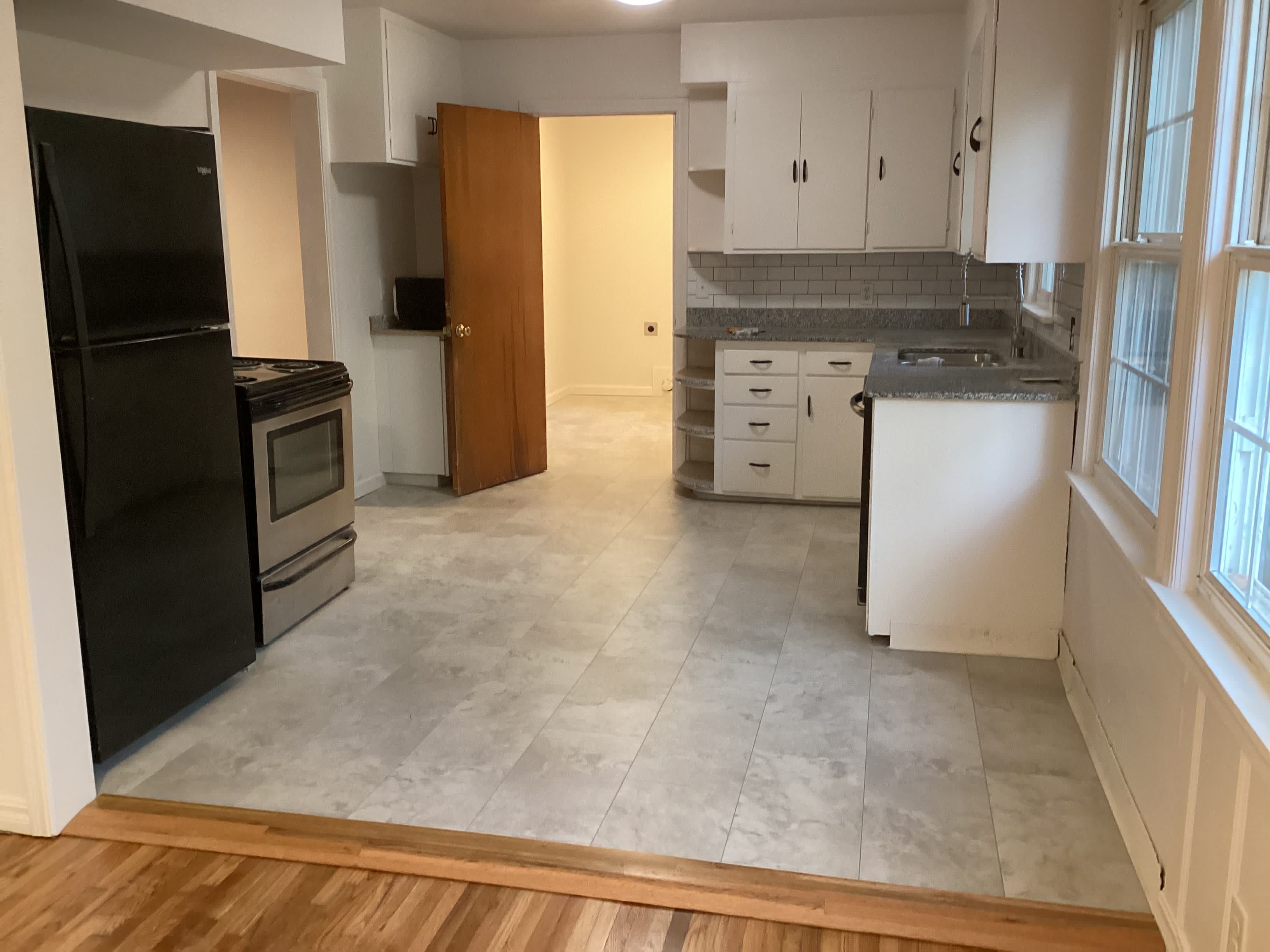 433 West Adams Street – photo 5
