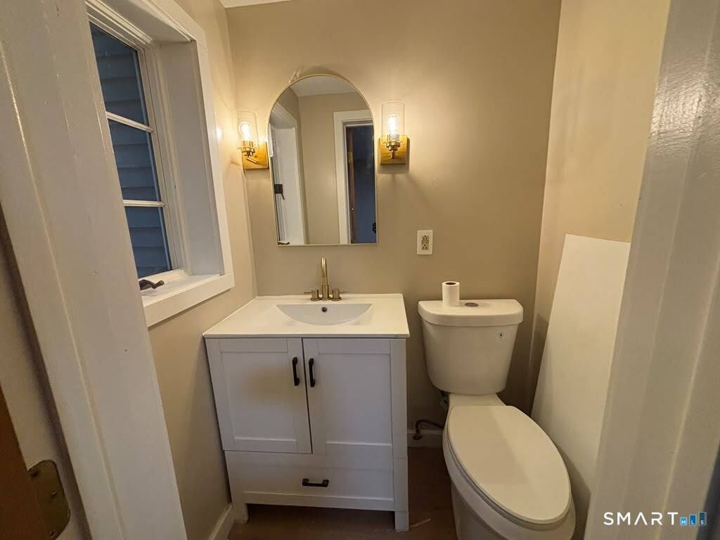 5 Seminary Road – photo 2