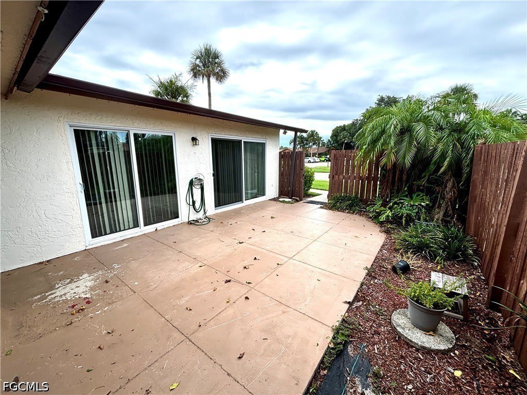 5660 Foxlake Drive – photo 2