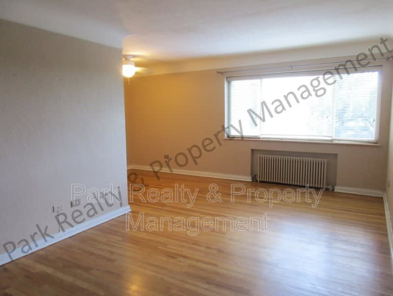 733 E 2Nd Ave 304 – photo 3