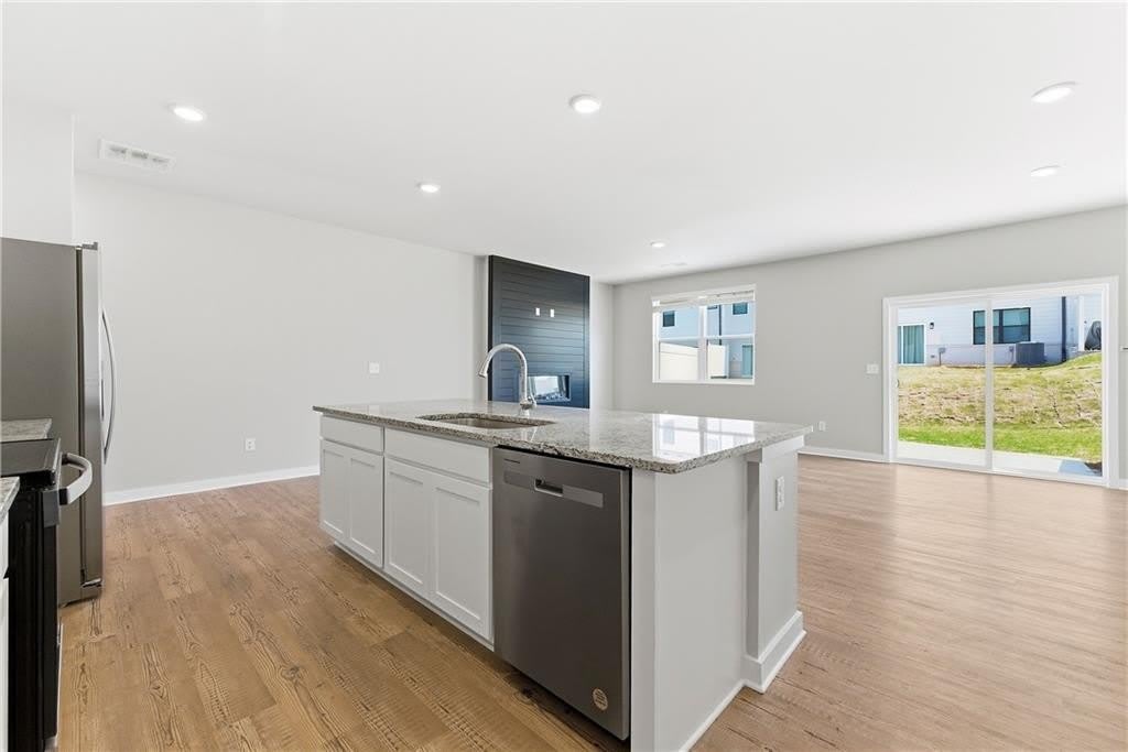 1905 Westwind Street – photo 4