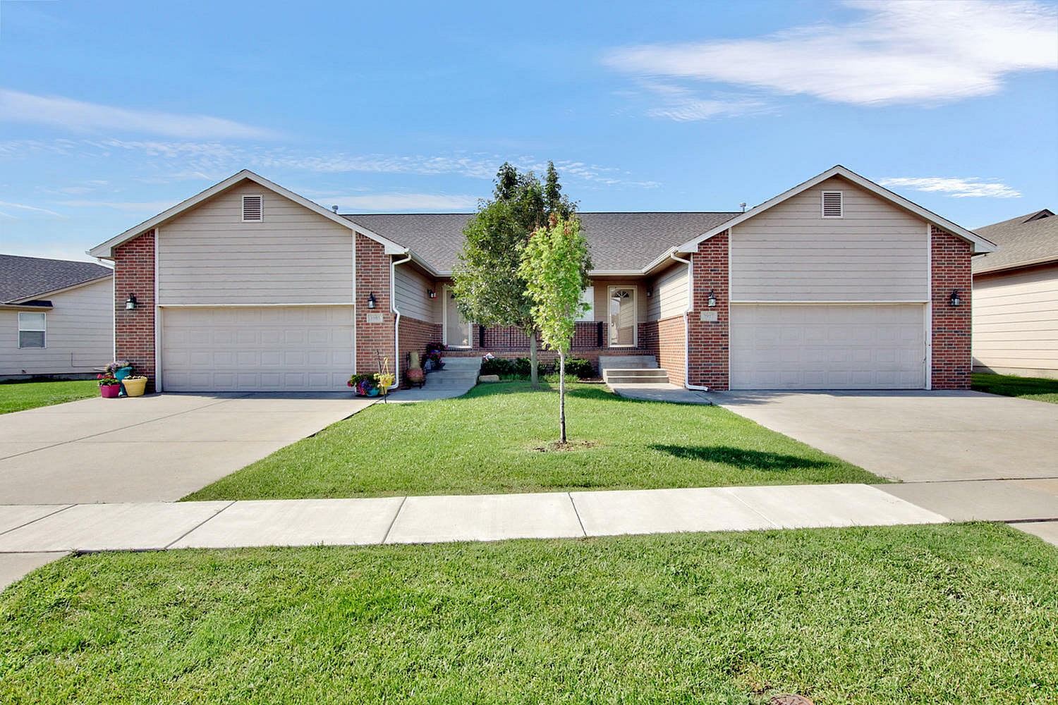 Lakeside Townhomes – photo 2