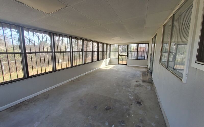 3760 Saint Elmo Ave – photo 4