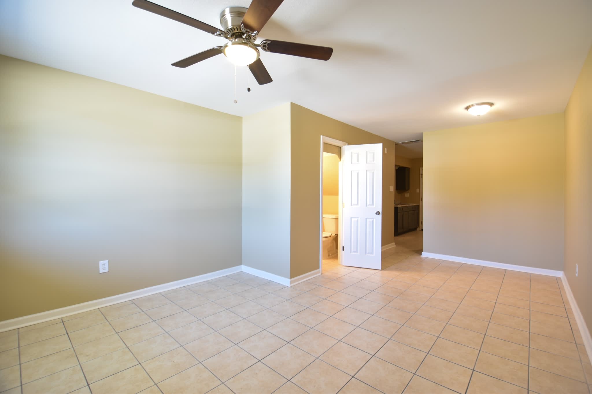 217 Belle Terre Boulevard – photo 2
