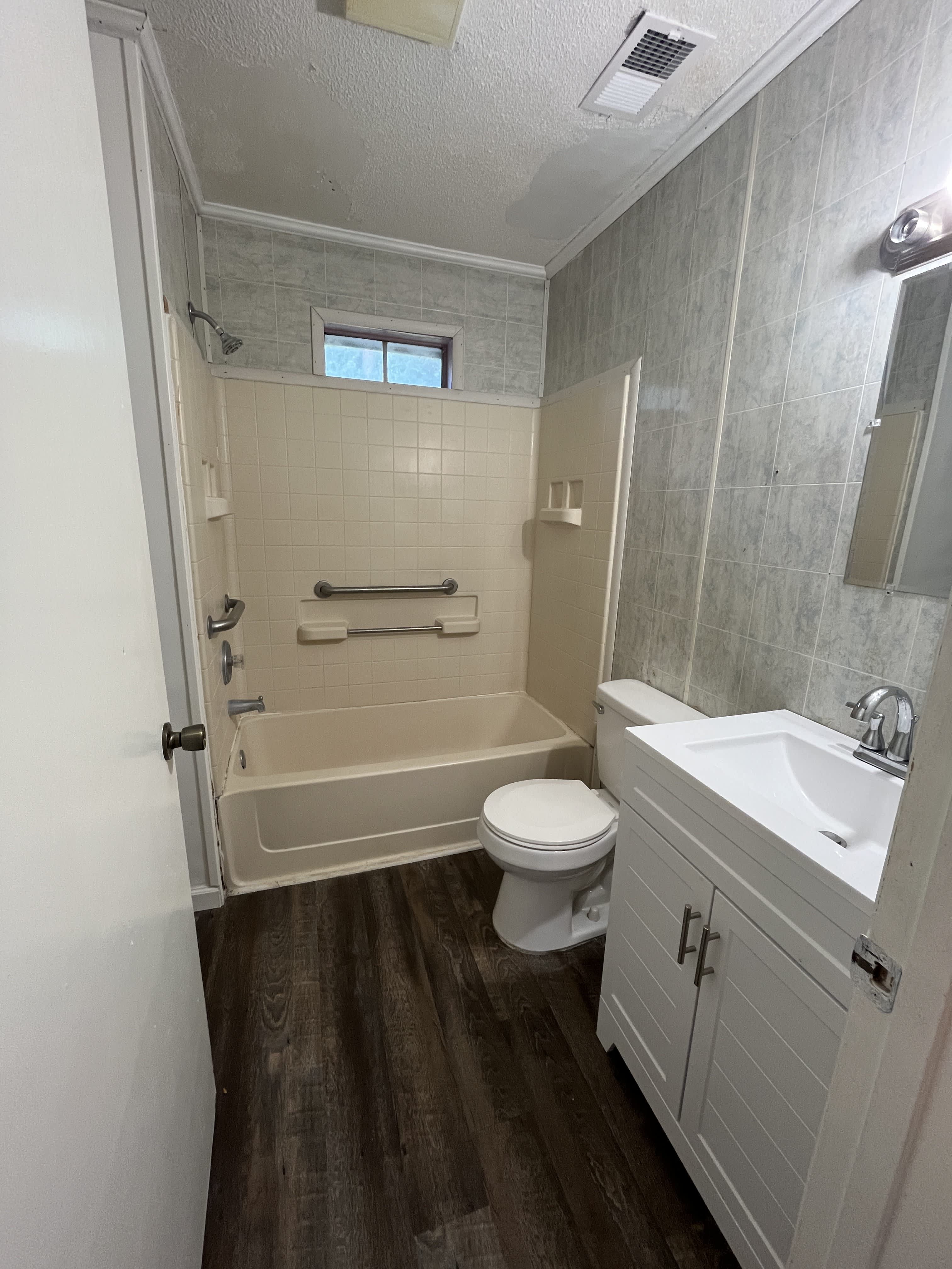 2293 Burkhalter Rd – photo 5