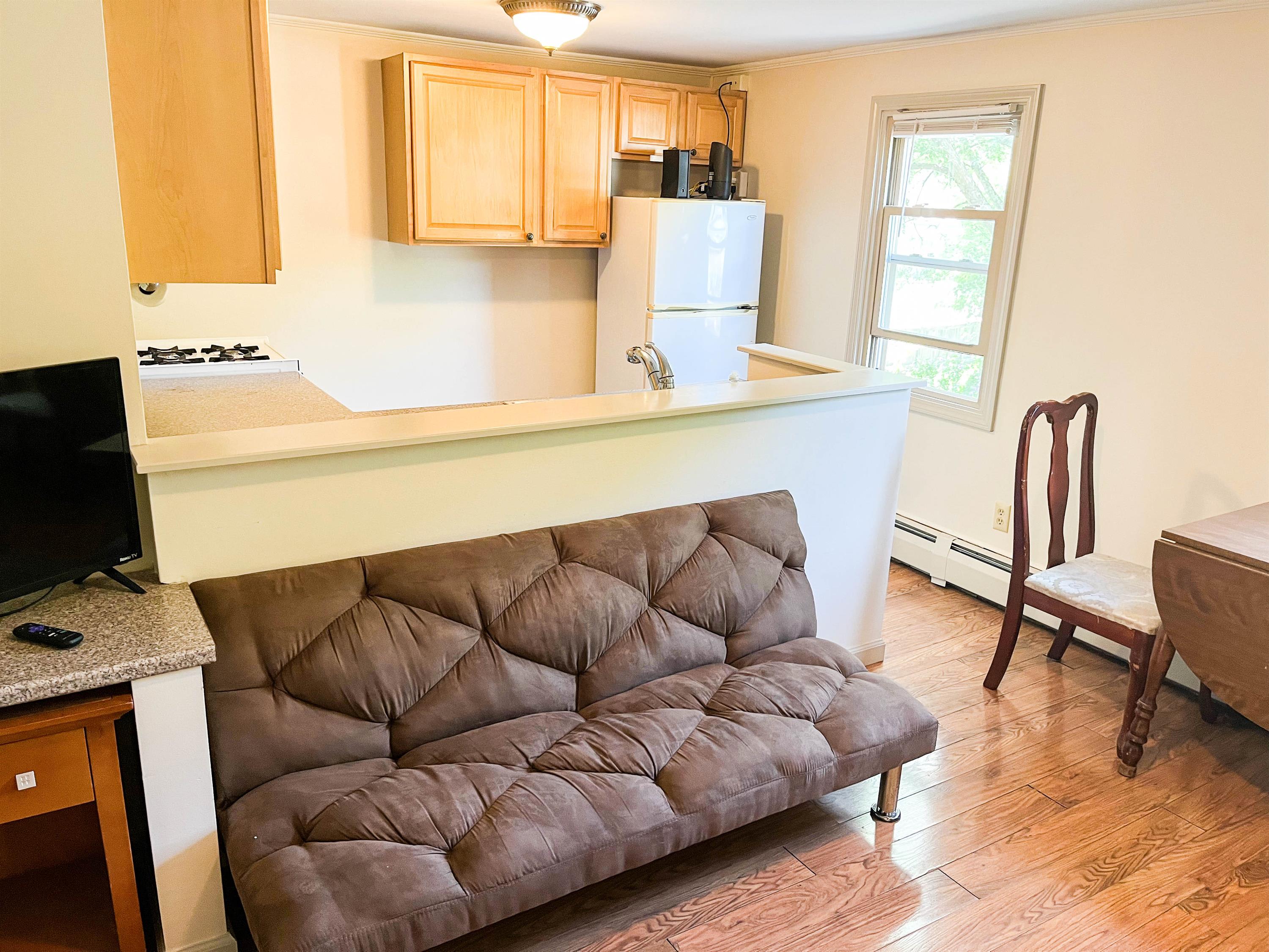324 Center Street – photo 3