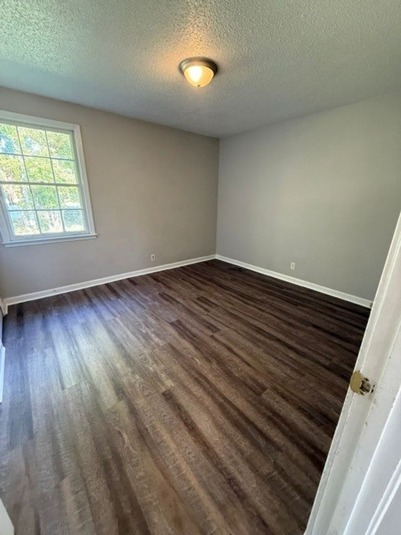 725 Overton Drive – photo 5