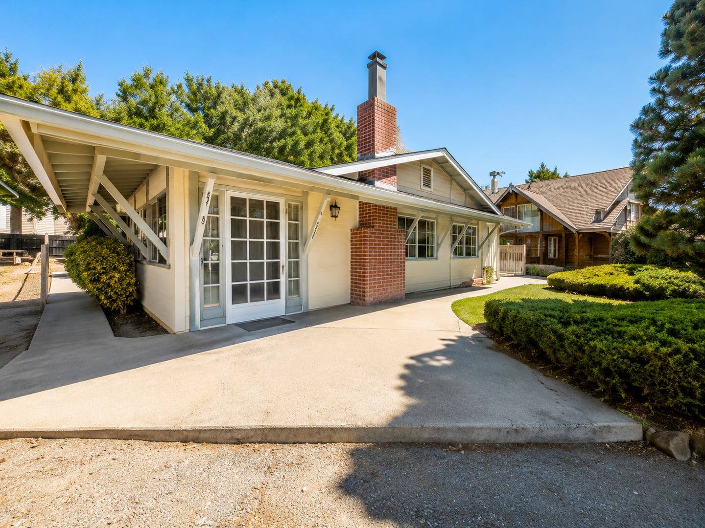 Move-In Ready Mountain Retreat with Garage Near Frazier Park & Los Padres Forest – photo 2