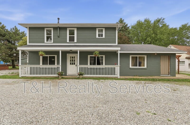 106 East Pendleton Avenue – photo 1