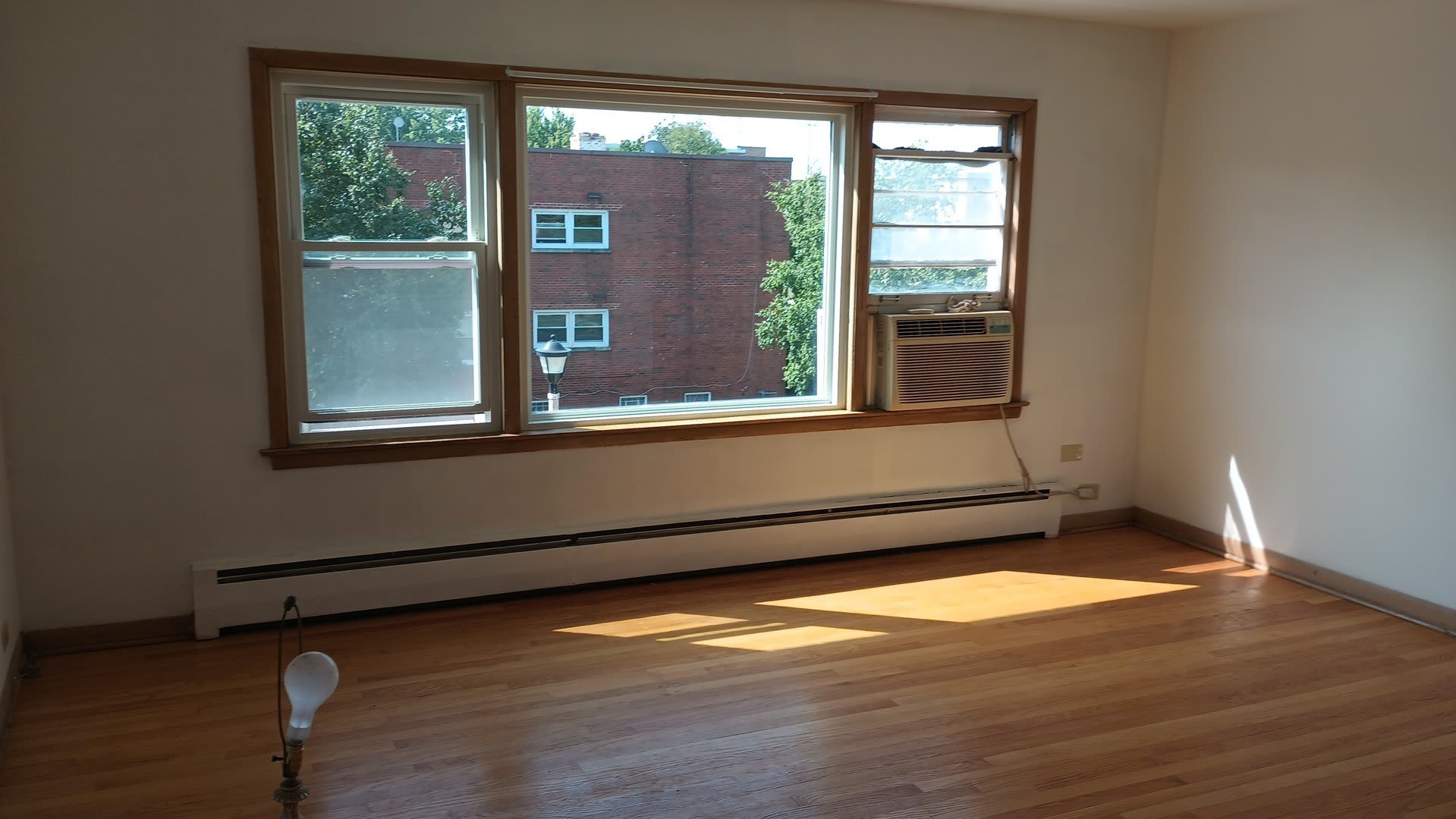 4950 Greenwood Street – photo 5