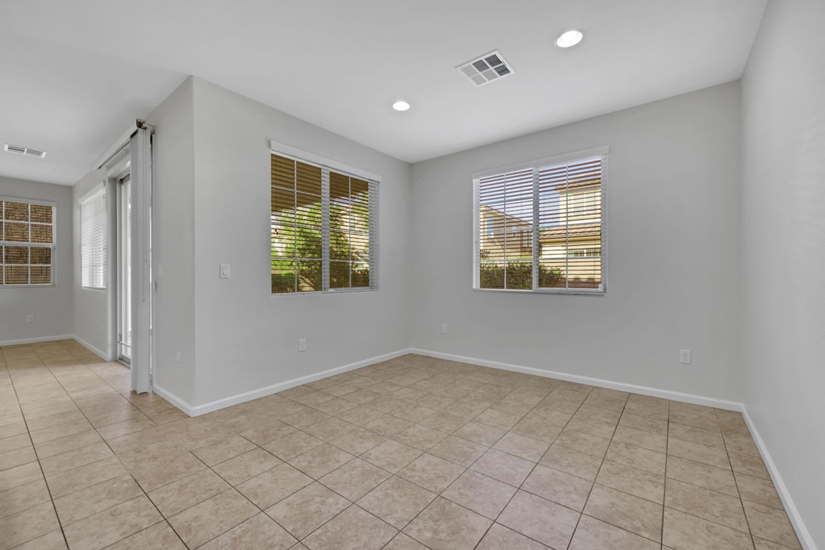4 bedroom in Inspirada – photo 5