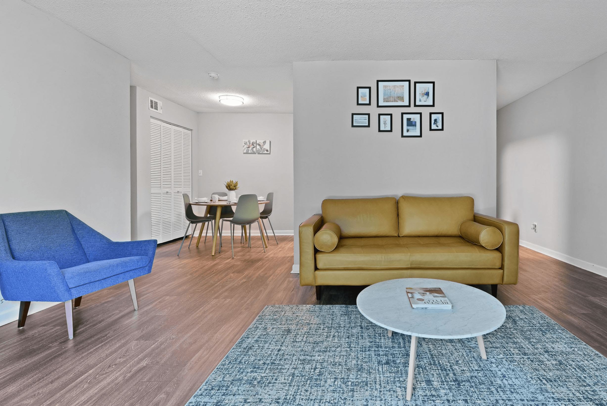 Premier Apartments – photo 4